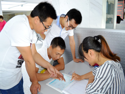 江蘇省宿遷市宿豫區(qū)“一對(duì)一”幫扶大學(xué)生就業(yè)