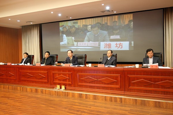 山東省農(nóng)民工同工同酬經(jīng)驗(yàn)交流視頻會(huì)議在濟(jì)南市召開(kāi)