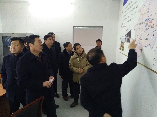 安徽亳州：考察組來(lái)潛考察就業(yè)扶貧驛站建設(shè)工作