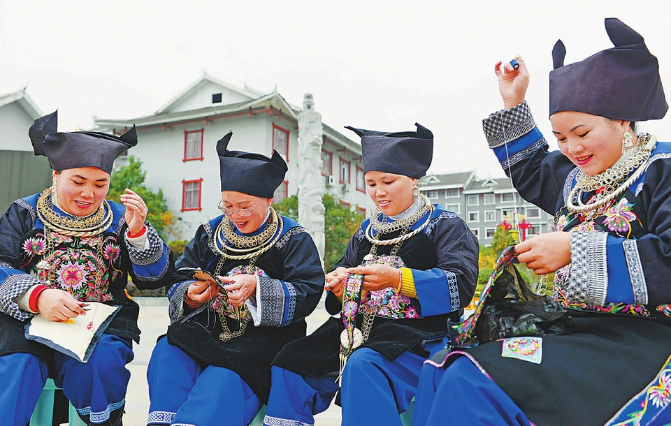 人社扶貧 鏗鏘豪邁的四重奏