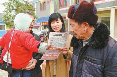 江西南豐：宣傳城鄉(xiāng)居民養(yǎng)老保險政策