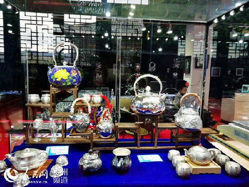 貴州省雷山縣電商帶動(dòng)村民創(chuàng)業(yè)就業(yè)