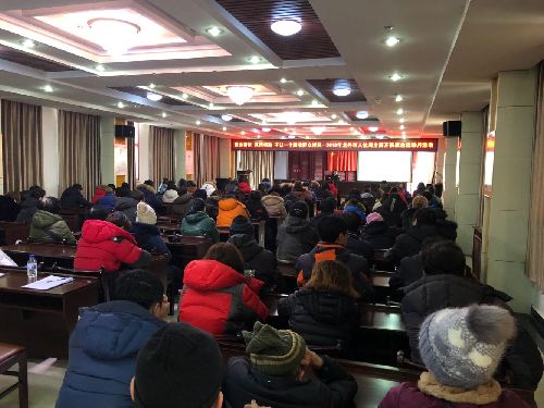 就業(yè)幫扶 真情相助 不讓一個困難群眾掉隊——吉林省龍井市人社局全面開展2018年就業(yè)援助月活動