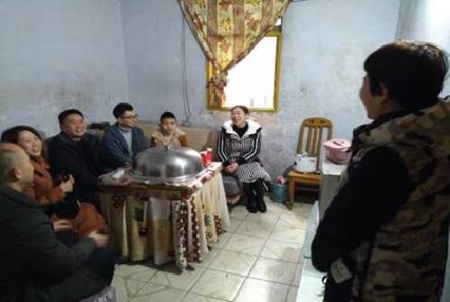 “送崗位，送溫暖”我們?cè)谛袆?dòng)——四川省珙縣積極開(kāi)展就業(yè)援助月活動(dòng)