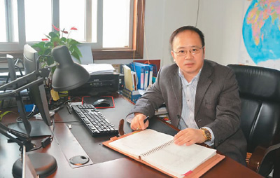 芯片專家教書創(chuàng)業(yè)兩不誤