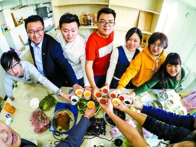 創(chuàng)客公寓的年輕人：用智慧和汗水追尋著創(chuàng)業(yè)夢想