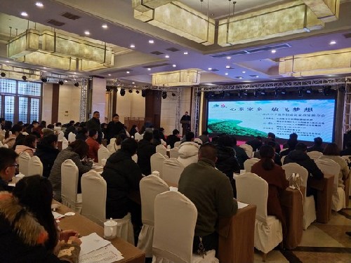 江蘇省洪澤區(qū)舉行“心系家鄉(xiāng)放飛夢(mèng)想”就業(yè)創(chuàng)業(yè)推介會(huì)