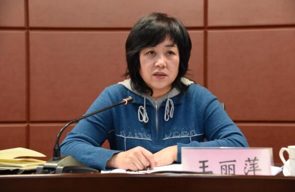 甘肅省人社廳召開精準(zhǔn)脫貧勞動(dòng)力培訓(xùn)和勞務(wù)輸轉(zhuǎn)到戶到人工作推進(jìn)會(huì)