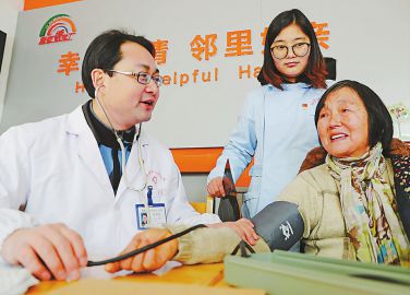 浙江湖州：診下鄉(xiāng) 送上健康