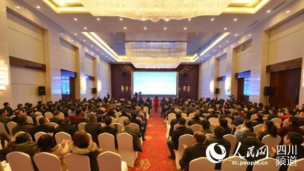 四川省通江縣返鄉(xiāng)創(chuàng)業(yè)“大雁”共敘鄉(xiāng)情 暢談鄉(xiāng)村振興發(fā)展