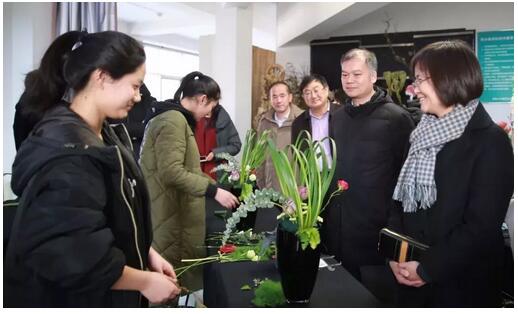 山東省人社廳副廳長周春艷看望慰問備戰(zhàn)第45屆世賽山東省選拔賽選手