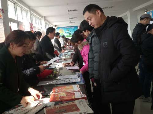 山東菏澤：定陶區(qū)順利舉辦2018年“春風行動”系列專場招聘會