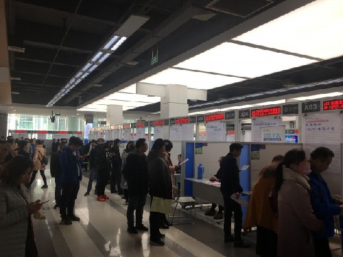 江蘇省蘇州市使出絕招 節(jié)后三天企業(yè)平均返崗率超九成