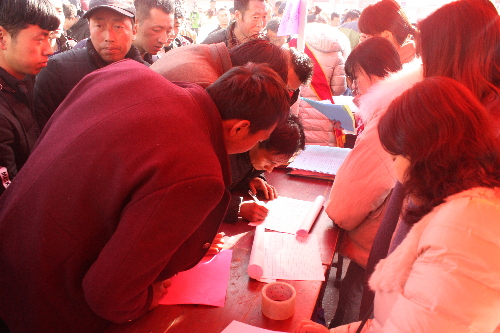 “春風(fēng)行動(dòng)”送崗位 蘇陜協(xié)作助脫貧——陜西省隴縣2018“春風(fēng)行動(dòng)”扎實(shí)推進(jìn)