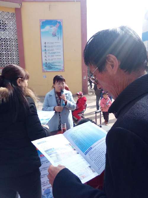 寧夏大武口：靜寧縣2018“春風行動”暨西部區(qū)域聯(lián)合招聘會火熱進行中