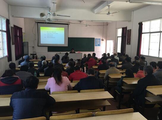 江西南康：就業(yè)培訓(xùn)送春風(fēng)，“扶貧”“扶智”兩相和