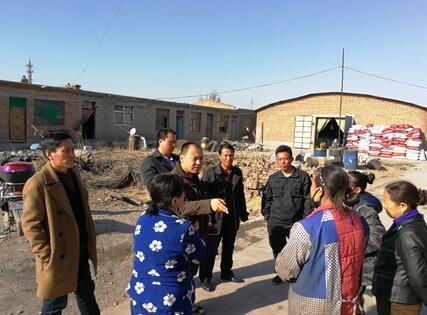 寧夏：大武口區(qū)勞動(dòng)保障監(jiān)察員為女性勞動(dòng)者送“三?八”節(jié)日厚禮