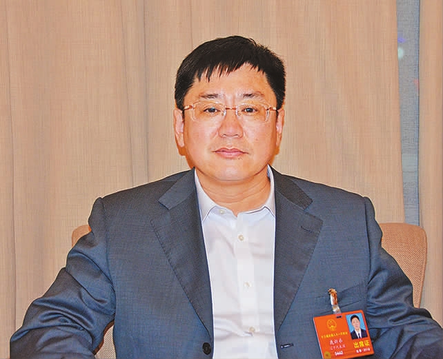 把大伙的心聲反映出來(lái)——記全國(guó)人大代表鹿新弟