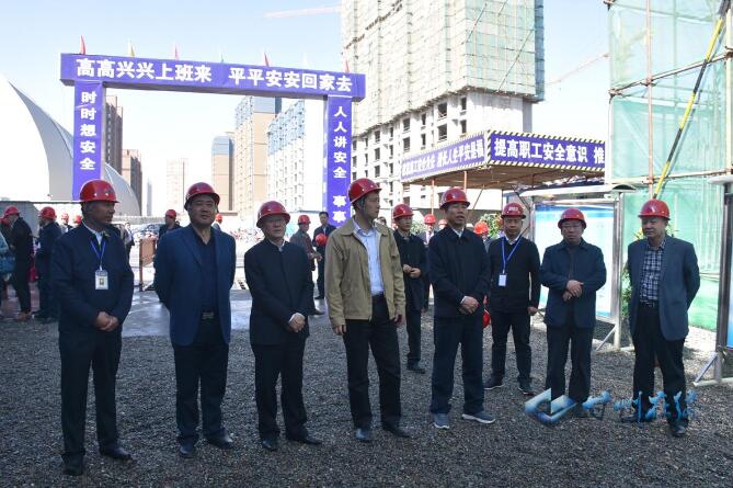 解決企業(yè)工資拖欠問(wèn)題部際聯(lián)席會(huì)議核查組赴甘肅省甘州區(qū)核查2017年保障農(nóng)民工工資支付工作