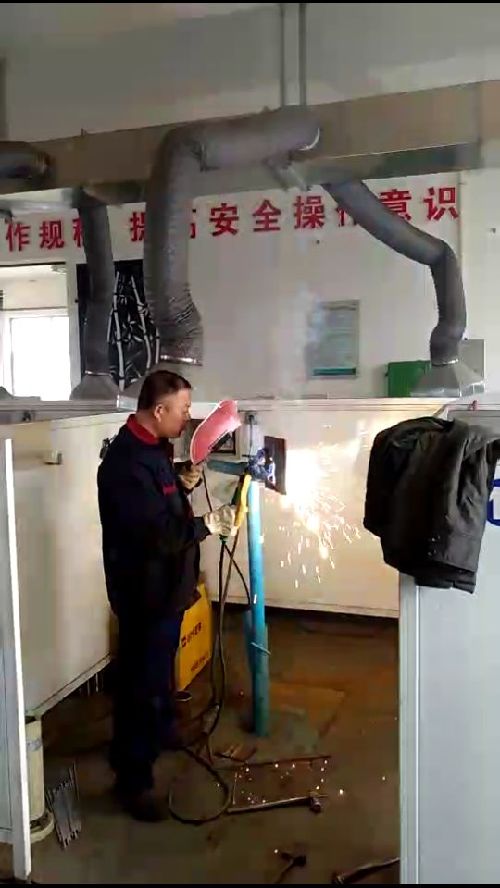 吉林省蛟河市搭建“三位一體”平臺助推農(nóng)民工轉(zhuǎn)移就業(yè)