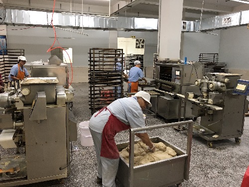 江西于都：就近就業(yè)，扶貧車間展風采