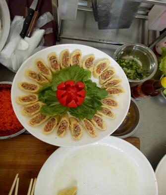 學(xué)習(xí)熱情似驕陽 觀念轉(zhuǎn)變好就業(yè)——江西省贛州市南康區(qū)就業(yè)培訓(xùn)堅持技能、觀念一起扶