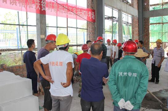 一技在手 脫貧無憂——江西省信州區(qū)91名貧困勞動力參加砌筑工考評