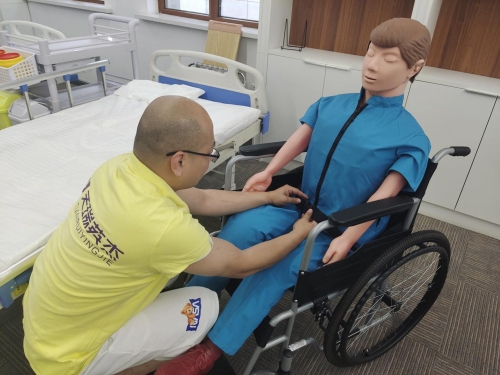 吉林省天瑞英杰家政勞務(wù)品牌照片2